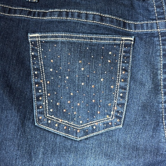 Apt. 9 Women’s, size 16 Bootcut Denim Blue Jeans - Picture 6 of 7